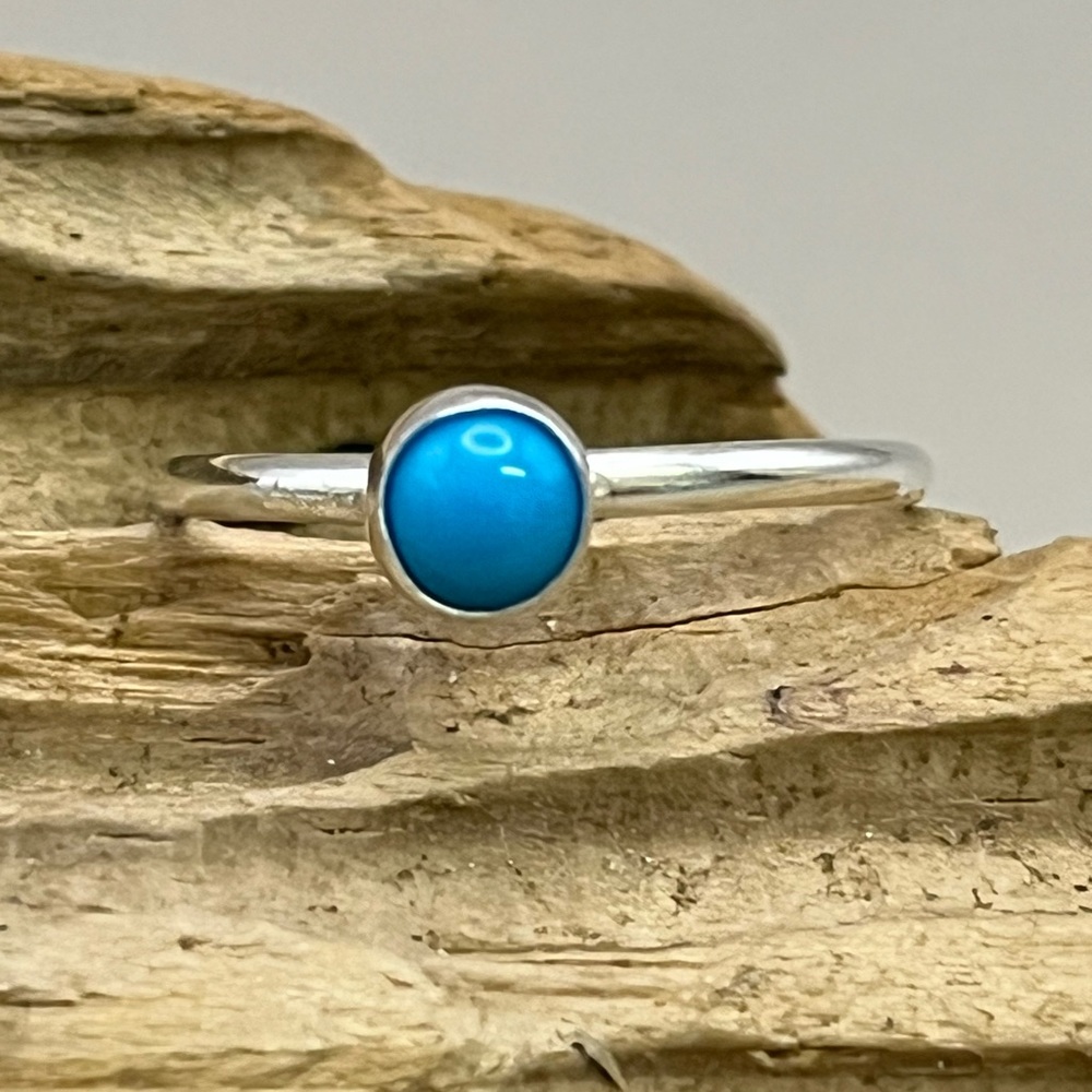 Sterling Silver Minimalist Ring with Turquoise Stone
